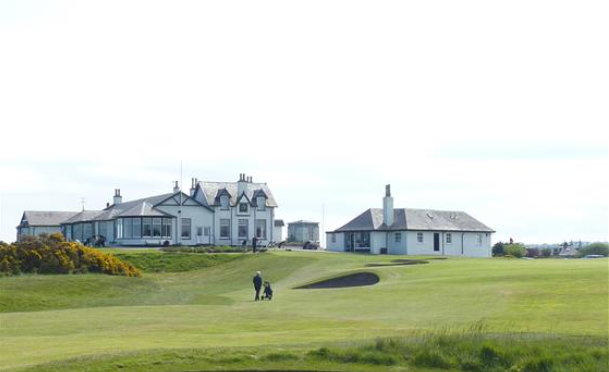 GC Royal Aberdeen clubhouse